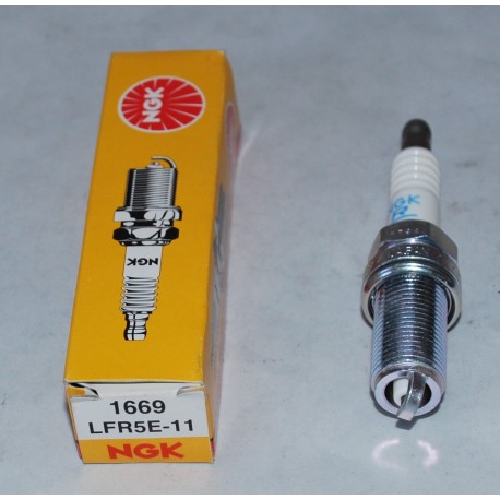 NGK 3x CANDELA 1669 LFR5E11 PER NISSAN MICRA