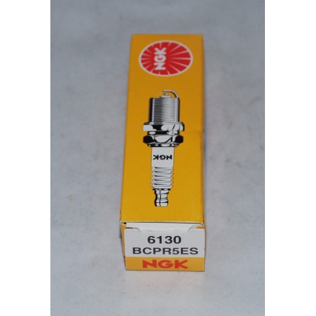NGK CANDELA 6130 BCPR5ES PER CITROEN RENAULT PEUGEOT SKODA