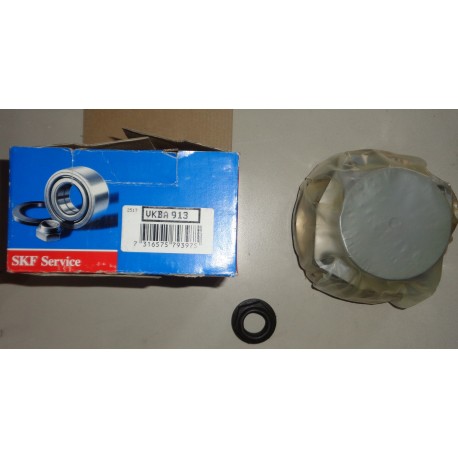 VKBA 913 SKF  Kit cuscinetto ruota  PER  SAAB  9000 Hatchback SEDAN