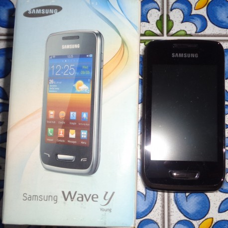 SAMSUNG WAVE Y YOUNG GT-S5380D SAND SILVER SMARTPHONE