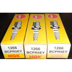 NGK 1266 BCPR5EY 3X Candela accensione PER TOYOTA Corolla CELICA V CARINA