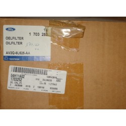 FORD 1703252 Radiatore olio motore PER AYGO MAZDA CITROEN PEUGEOT FORD SUZUKI