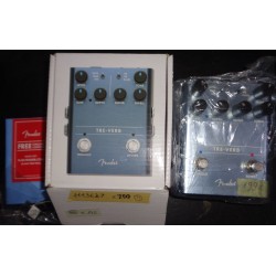 FENDER TRE-VERB