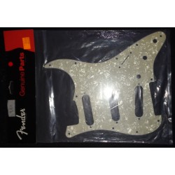 FENDER PICKGUARD STRATOCASTER SSS 11-HOLE AGED WHITE PEARL 099-2140-000
