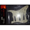FENDER PICKGUARD STRATOCASTER SSS 11-HOLE AGED WHITE PEARL 099-2140-000
