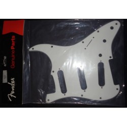 FENDER PICKGUARD STRATOCASTER 11-HOLE MODERN STYLE SSS 099-1360-000