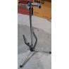 SUPPORTO/STAND PER CHITARRA E BASSO A TREPPIEDE USATO DA EXPO