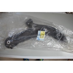 ADN18699 BLUE PRINT Braccio oscillante DX PER NISSAN NOTE I MICRA III